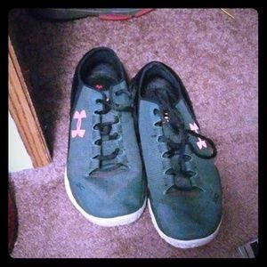 Under armour steph currys charged low tops